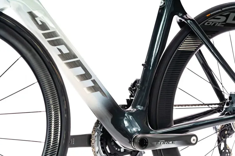 2020 Giant Propel Advanced SL 1 Disc Road Bike en Blanco-2